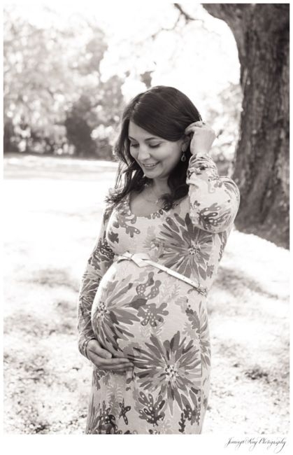 Maternity Session {Charleston Photographer} Lowndes Grove Jennings King Photography_0006.jpg