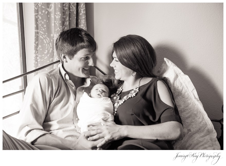 Newborn Family Session {Charleston Wedding Photographer}-17_Jennings King Photography.jpg